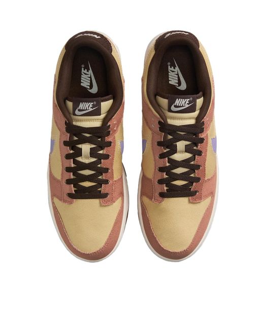 Nike Brown Dunk Low Round Toe Sneakers for men