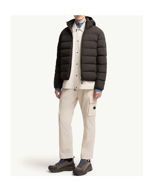 Moncler Black Arajoki Longue Saison Short Down Jacket for men