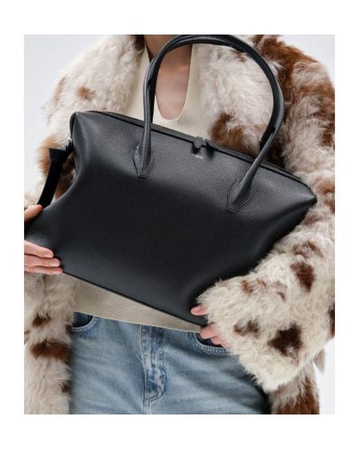 Yuzefi Black Arge Brioche Duffle