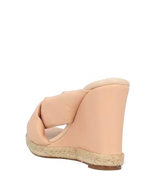 Chloé Natural Round-Toe Wedge Leather Sandals