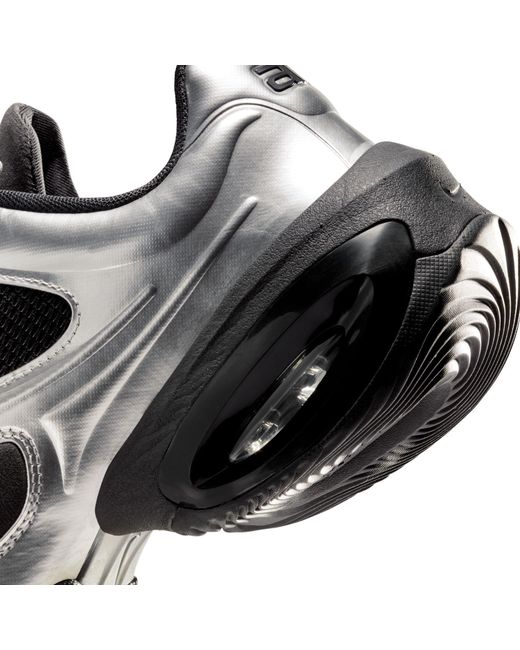 Nike Black Sneakers