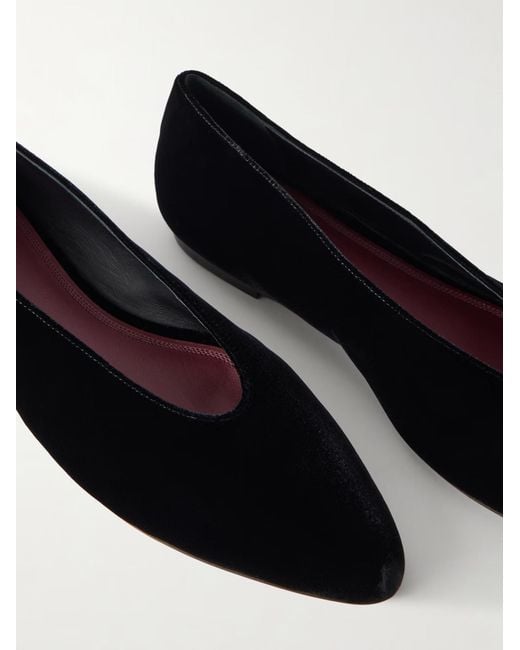 Neous Black Solid Velvet Ballet Flats