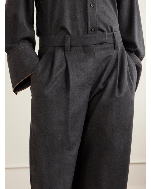 Brunello Cucinelli Gray Pleated Straight Leg Pants