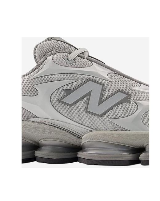 New Balance Gray 2000 Logo Patch Sneakers for men
