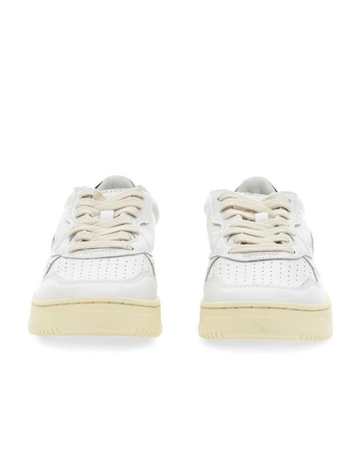 Autry White Medalist Low-Top Sneakers