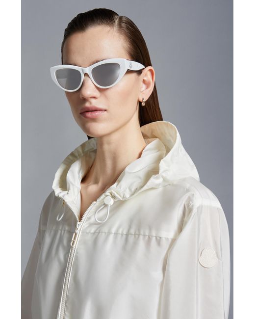 Moncler Filira Hooded Jacket in White | Lyst