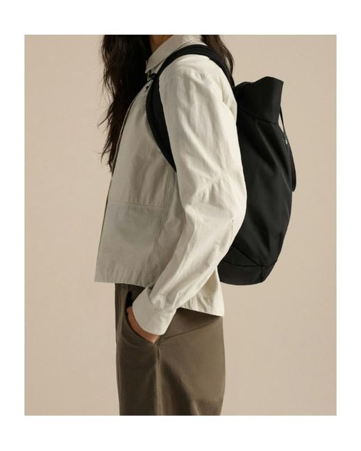 Arc'teryx Black Axios 20 Tote