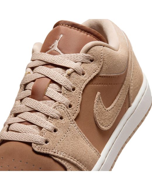 Nike Brown Low-Top Trainers