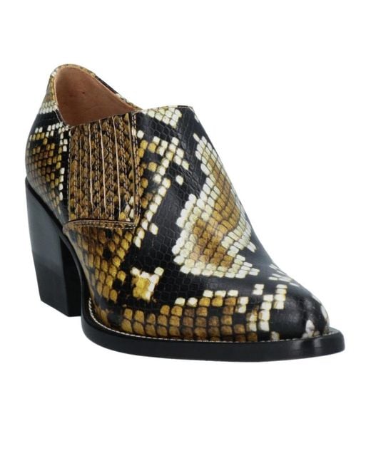 Chloé White Pointed-Toe Ankle Boots
