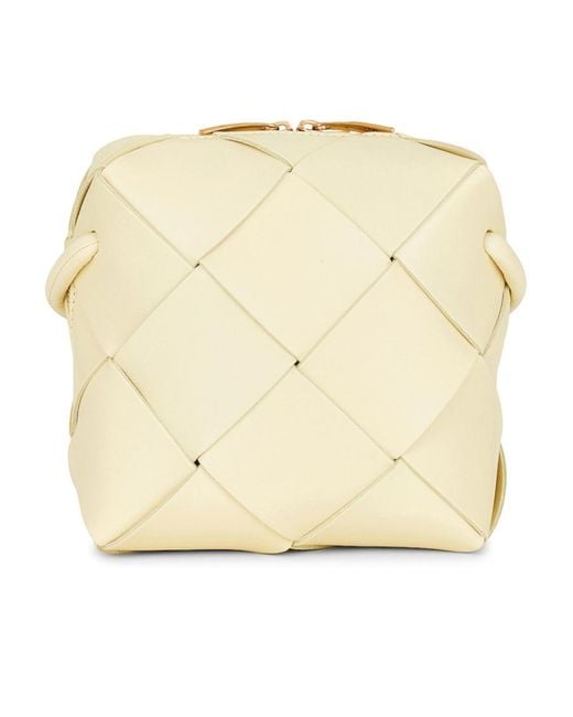 Bottega Veneta White Woven Designed Shoulder Bag
