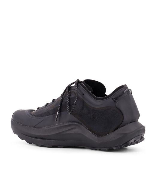 Roa Black Sella Low Top Sneakers for men