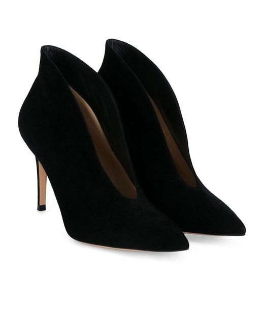 Gianvito Rossi Black Vania Pointed Toe Pumps