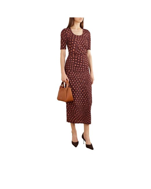 Manolo Blahnik Brown Solid Color Suede Pumps