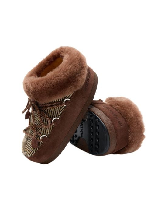 Moon Boot Brown X Guest