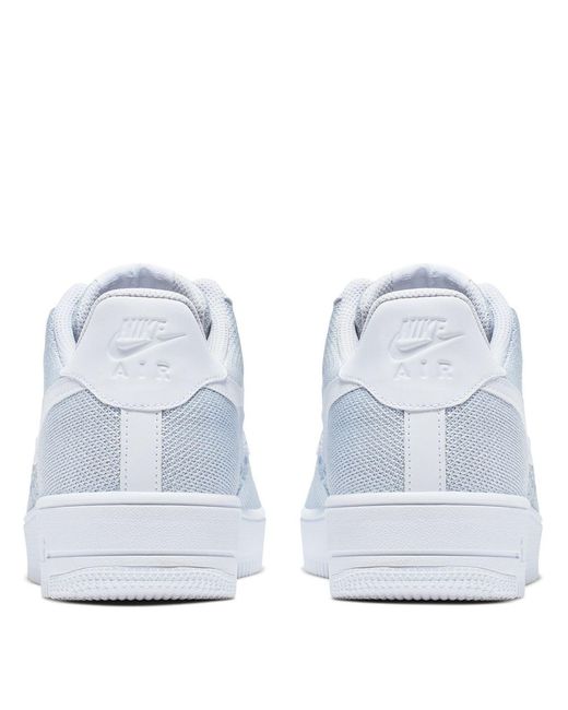 Nike White Simple And Casual Shoes for men
