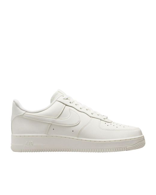 Nike White Solid Color Sneakers for men