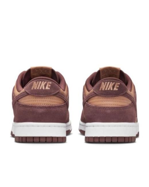 Nike Brown Dunk Low Retro Lace-Up Sneakers for men