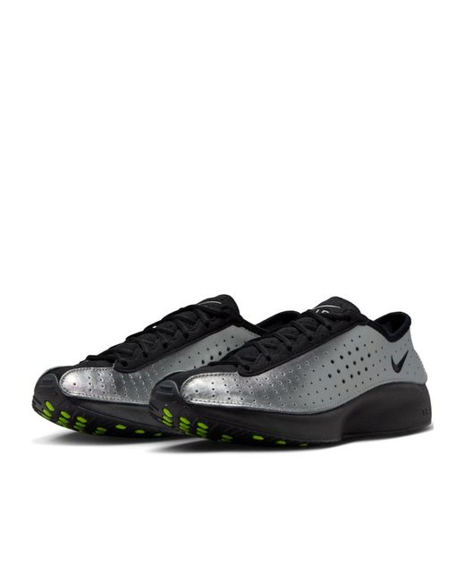 Nike Black Gradient Perforated Low-Top Running Shoes for men