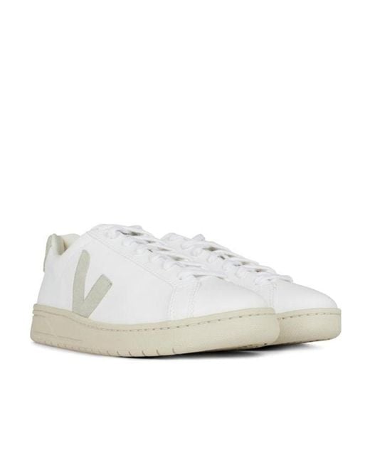 Veja White Logo Low-Cut Sneakers