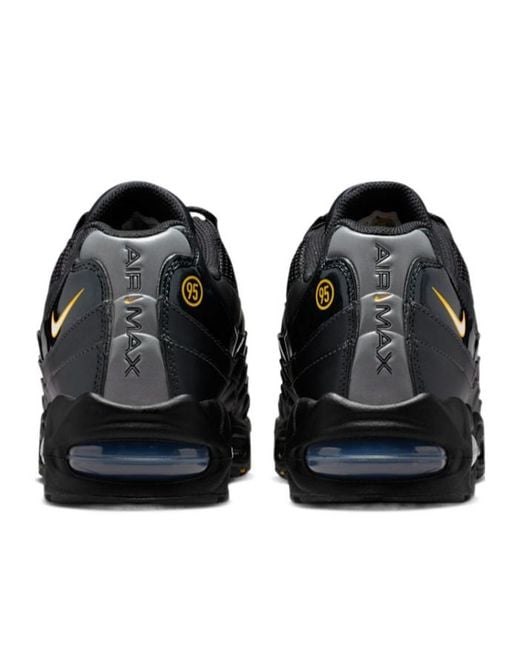 Nike Black Air Max 95 Running Shoes for men