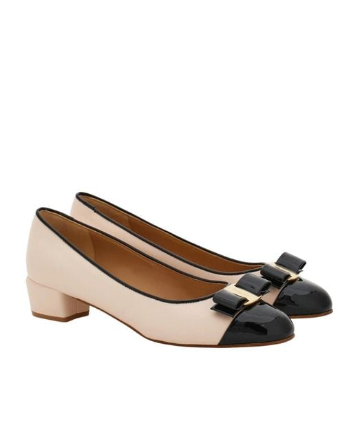 Ferragamo Natural Vara Pumps