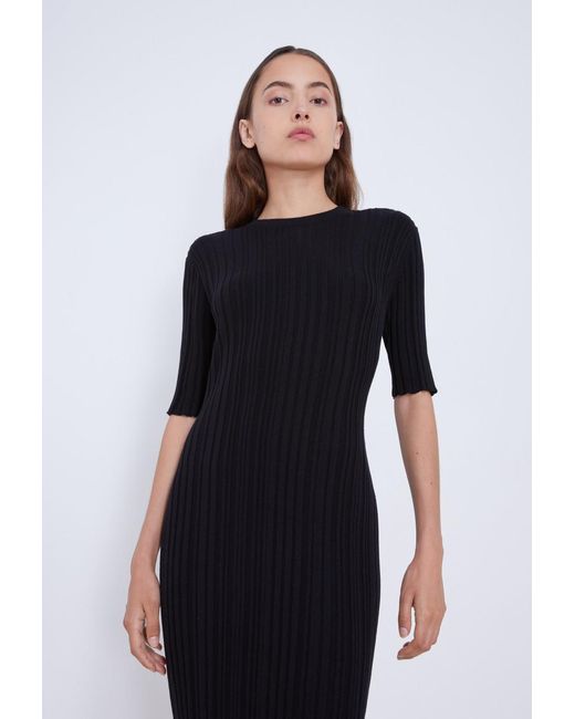 Loulou de Saison Black Round-Neck Dress