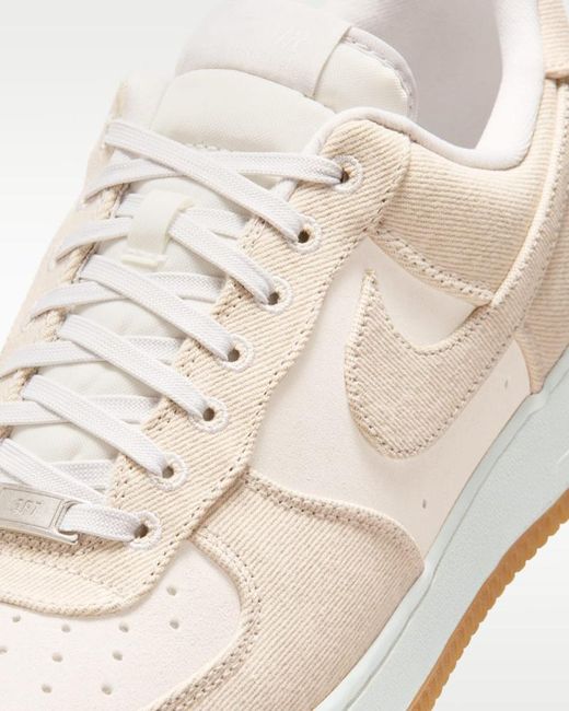 Nike White Air Force 1 Low '07 Lv8 Low Top Sneakers for men
