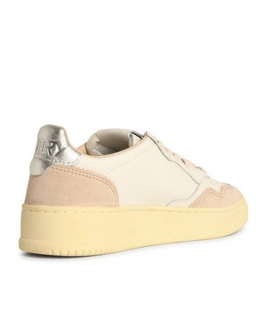 Autry Natural Medalist Low Lace-Up Sneakers