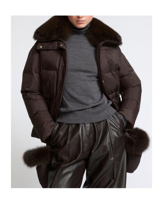 Yves Salomon Black Long-Sleeved Down Jacket