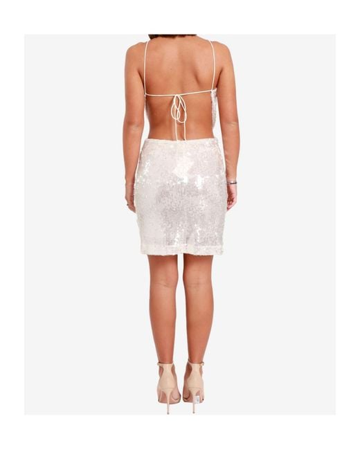 Amazuìn White Backless Dress With Laces