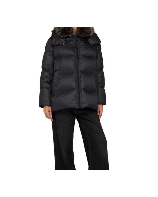 Yves Salomon Black A-Line Puffer Jacket Made From A Water-Resistant Performance Fabric With A Fox Fur Collar