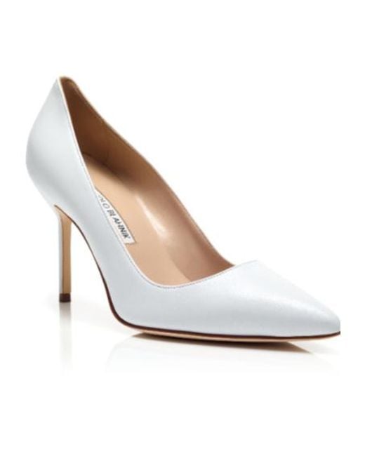 Manolo Blahnik White Nappa Leather Pointed Toe Pumps