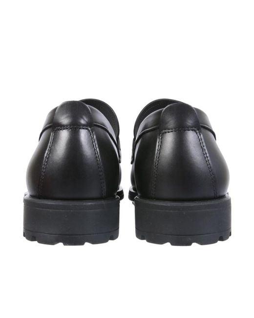 Ferragamo Black Logo Buckle Business Casual Shoes for men
