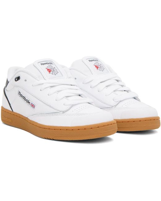 Reebok White Round Toe Low-Top Casual Shoes for men