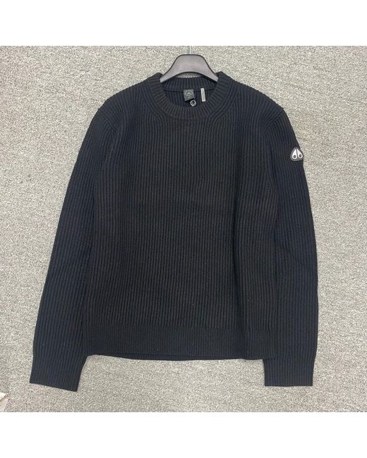 Moose Knuckles Black Long-Sleeved Round-Neck Sweater for men