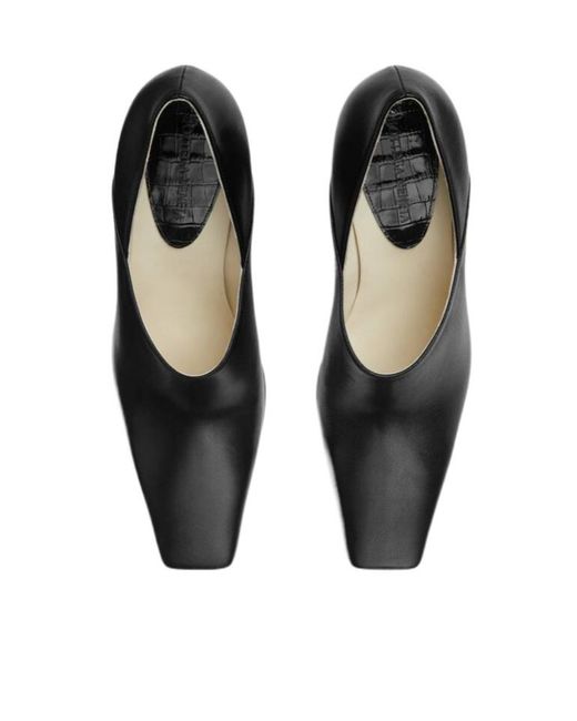 Bottega Veneta Black Lewis Pumps