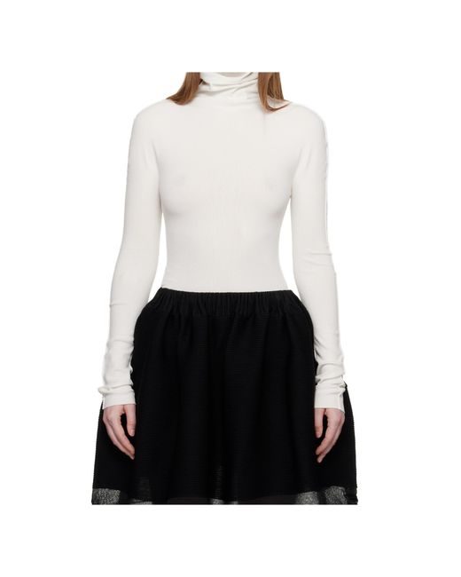 Issey Miyake White High-Neck Long-Sleeved Knitwear