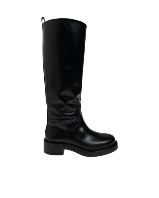 Stuart Weitzman Black Celia Low-Heeled Boots