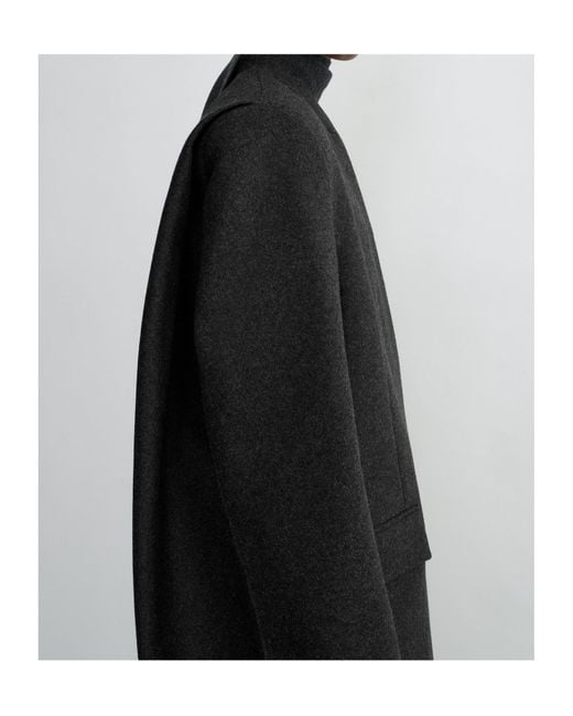 Totême  Black Deep Pleat Coat