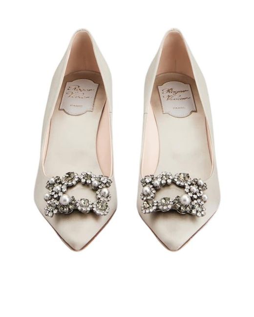 Roger Vivier White Flower Strass Embellished Pumps