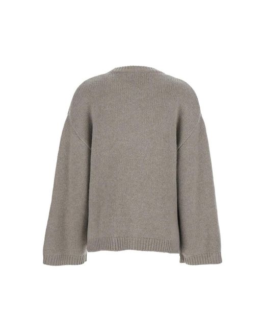 Soft Goat Gray Long-Sleeved Knitwear