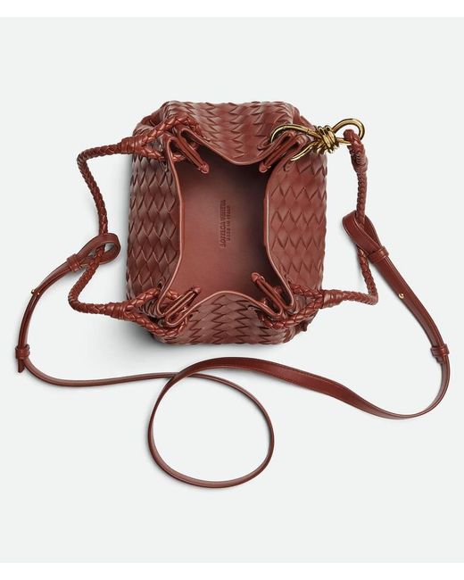 ショルダーバッグ・ポシェット BOTTEGA VENETA Brown Parachute Dark brown Parachute small intrecciato leather shoulder bag