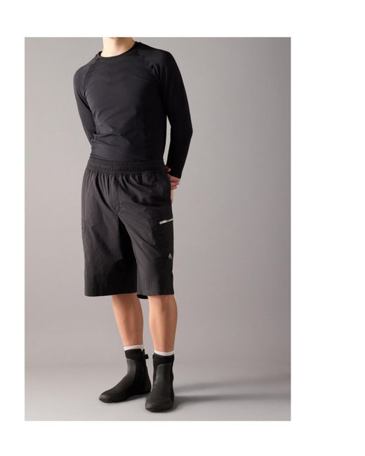 Moose Knuckles Black Flight Cargo Shorts for men