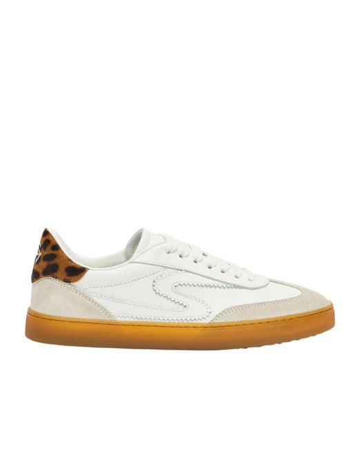 Stuart Weitzman White Round-Toe Low-Top Casual Shoes