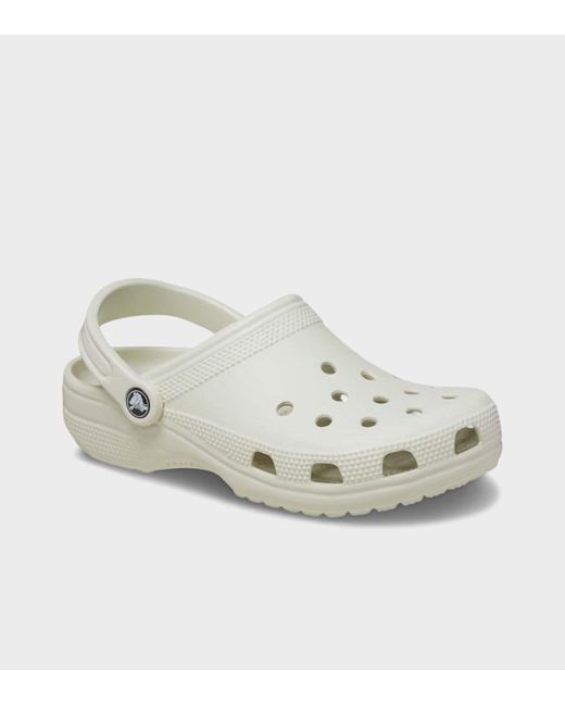CROCSTM White Round-Toe