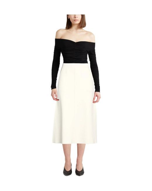 Max Mara White Solid Color Knitted Umbrella Skirt