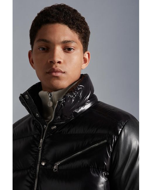 Moncler Black Vercors Logo Patch Short Down Jacket for men