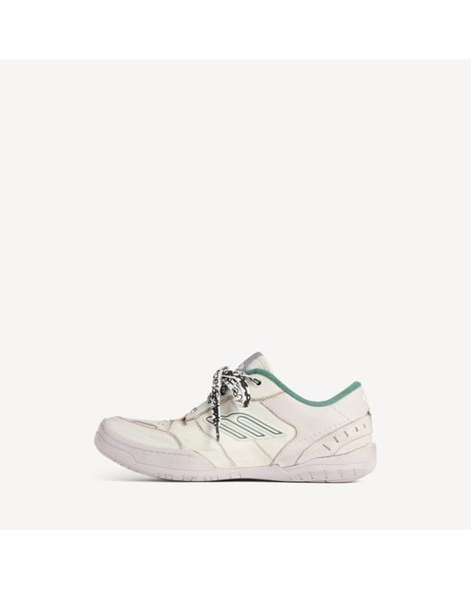 Balenciaga White Hamptons Medium Worn-Out Sneakers for men