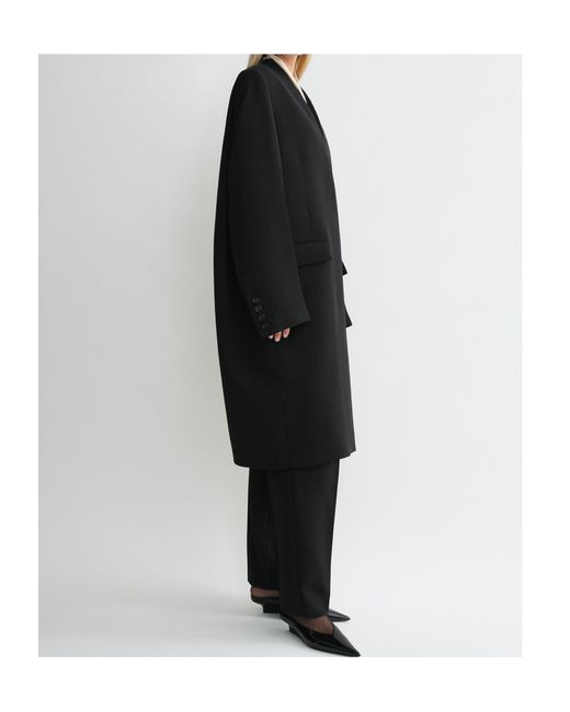 Totême  Black Deep Pleat Coat