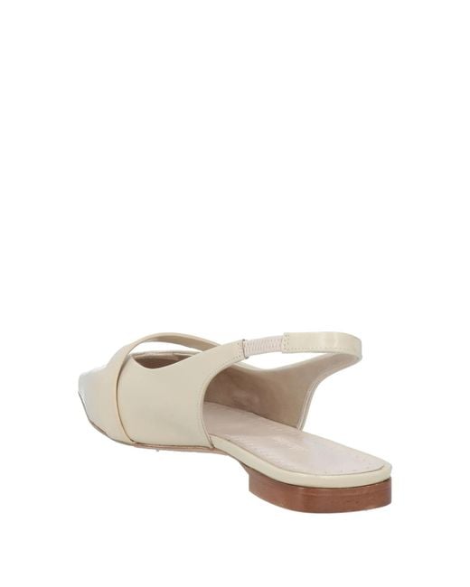 Max Mara White Solid Color Flat Shoes